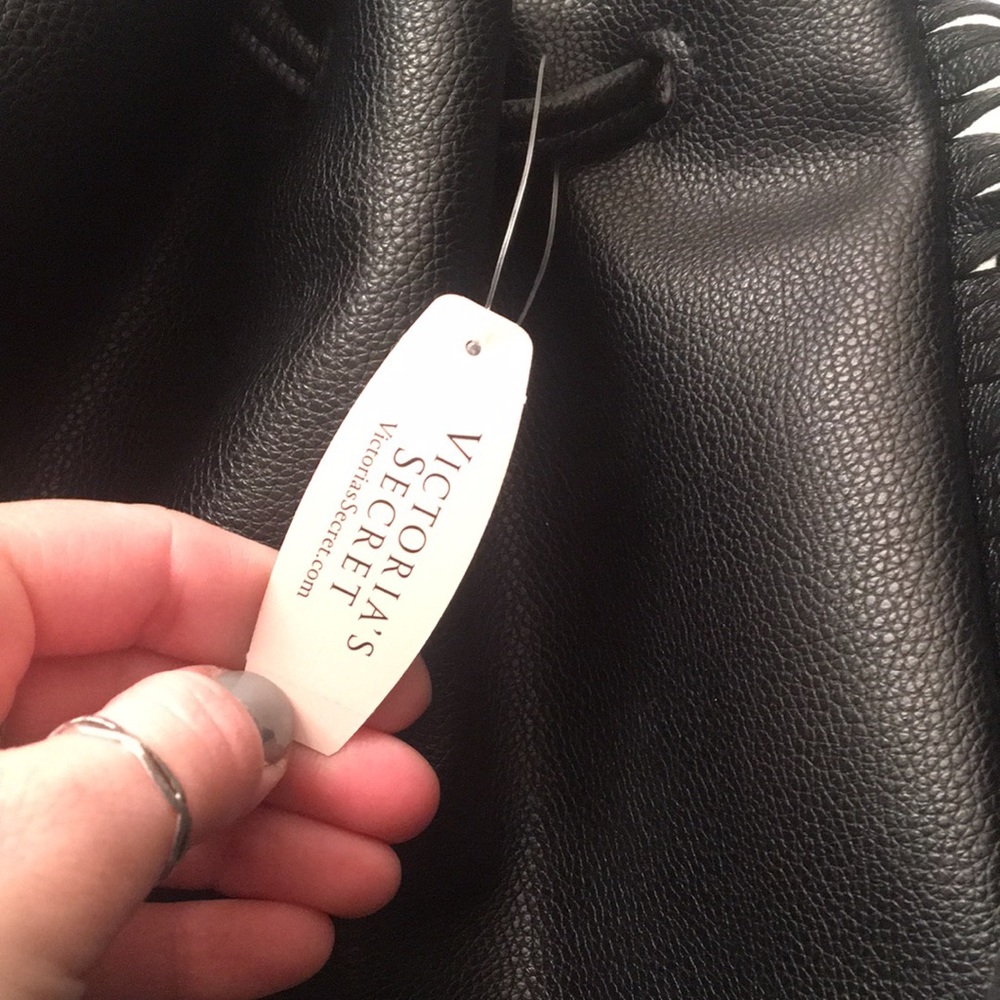 NWT, VS black faux leather fringed backpack - Picture 3 of 9